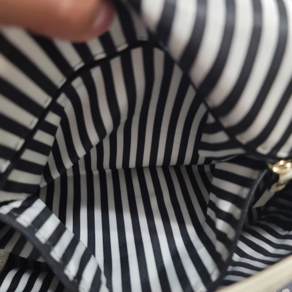 Kate Spade Southport Ave Maria Fold Over Purse Pebbled Leather black beige - Picture 10 of 11